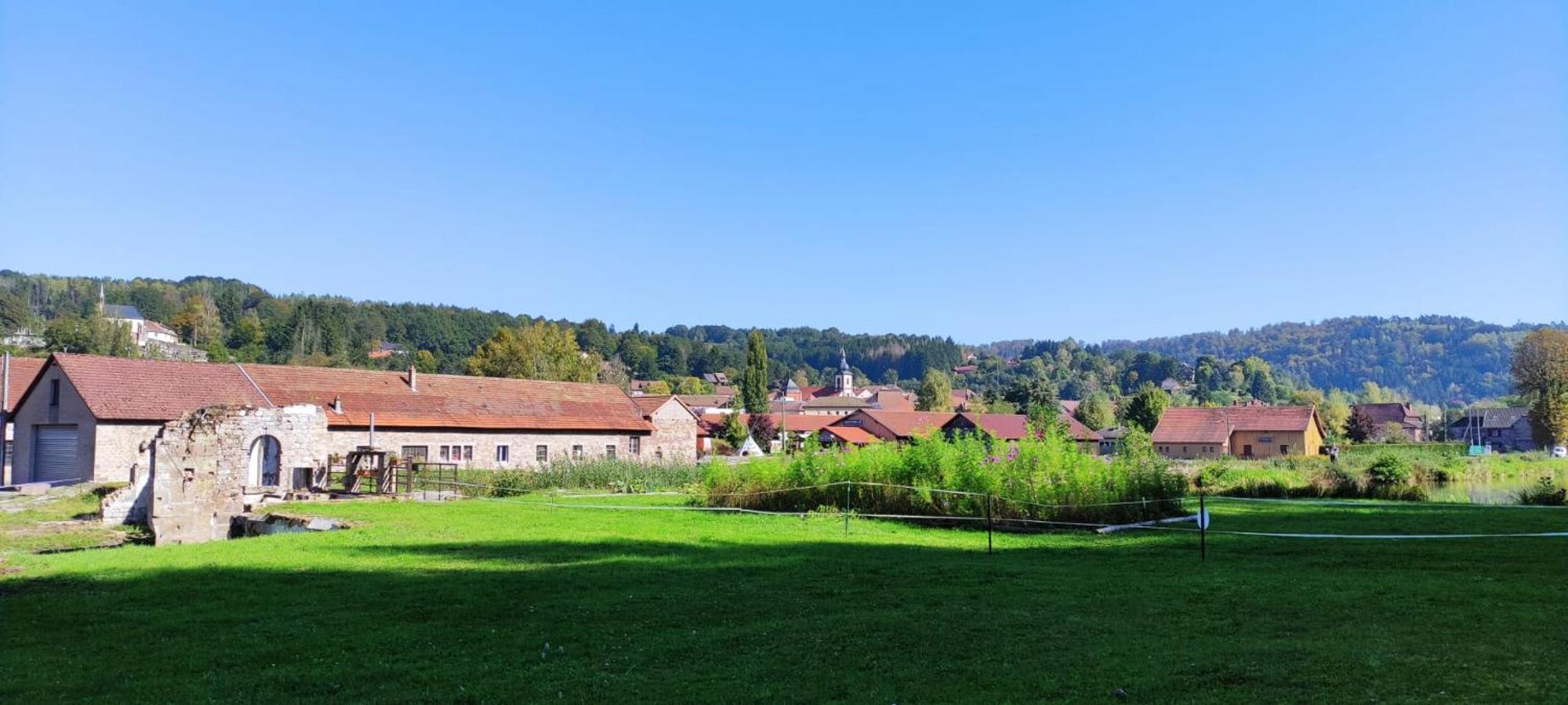 La Fontaine Aux Enfants - Gr5 - Chambre Avec Sdb Privee Abreschviller Exteriör bild